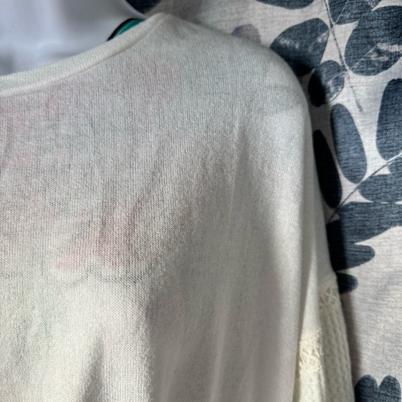 Ultra Flirt Cream Long Sleeve Top with Lace Accents - Picture 3 of 5